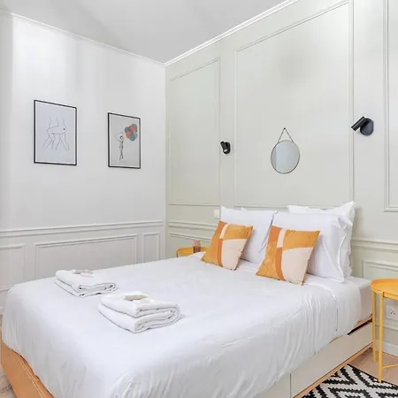 Joli Appartement Champs Elysees - 6P Paris Exterior photo