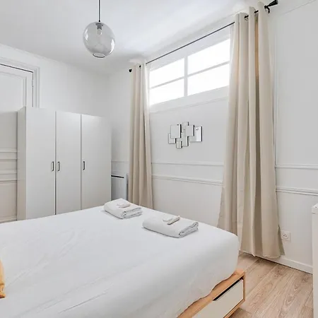 Joli Appartement Champs Elysees - 6P Paris Exterior photo