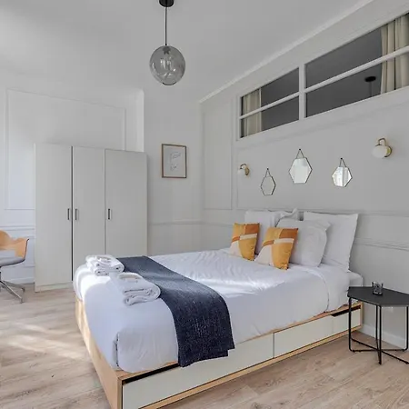 Joli Appartement Champs Elysees - 6P Paris Exterior photo